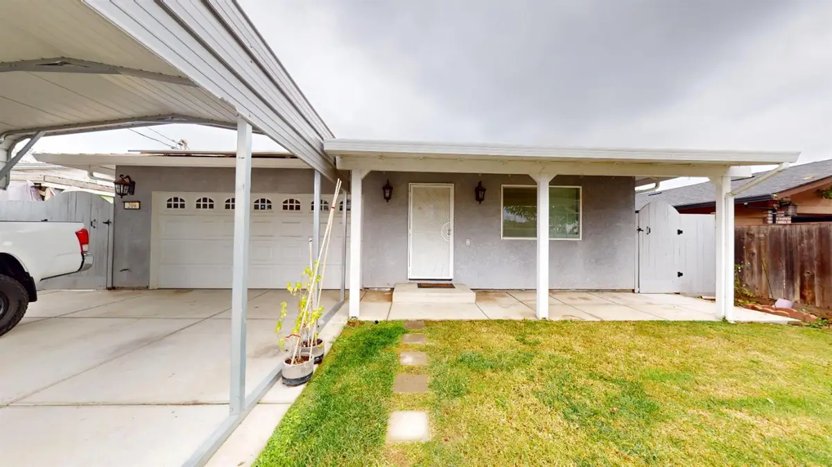 209 Crater Avenue, Modesto, CA 95351 - Image #1