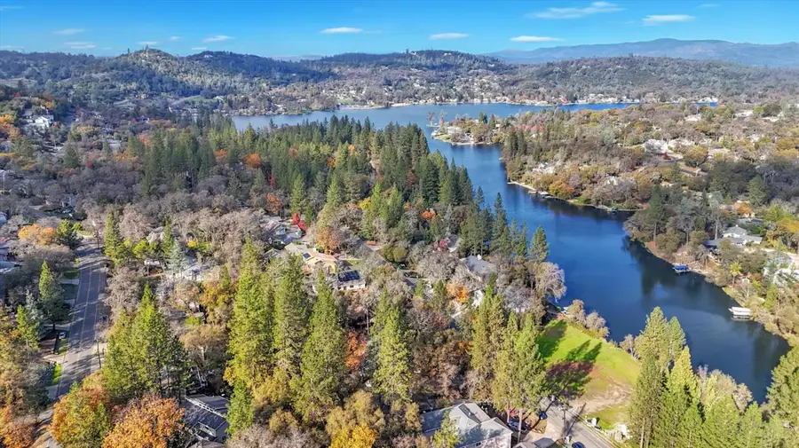 19435 Chaparral Circle, Penn Valley, CA 95946 - Image #2