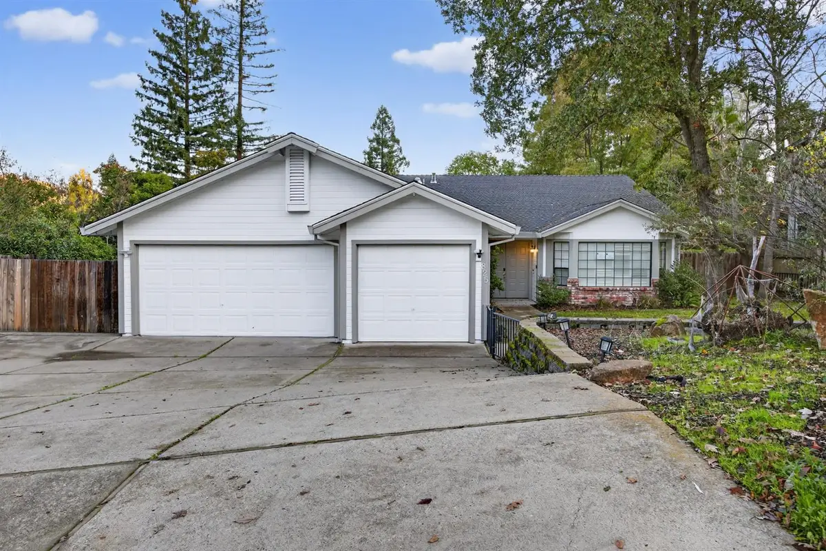 825 Mount Ranier Way, El Dorado Hills, CA 95762 - Image #1