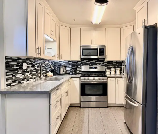 4900 Dover Lane #1306, Sacramento, CA 95842