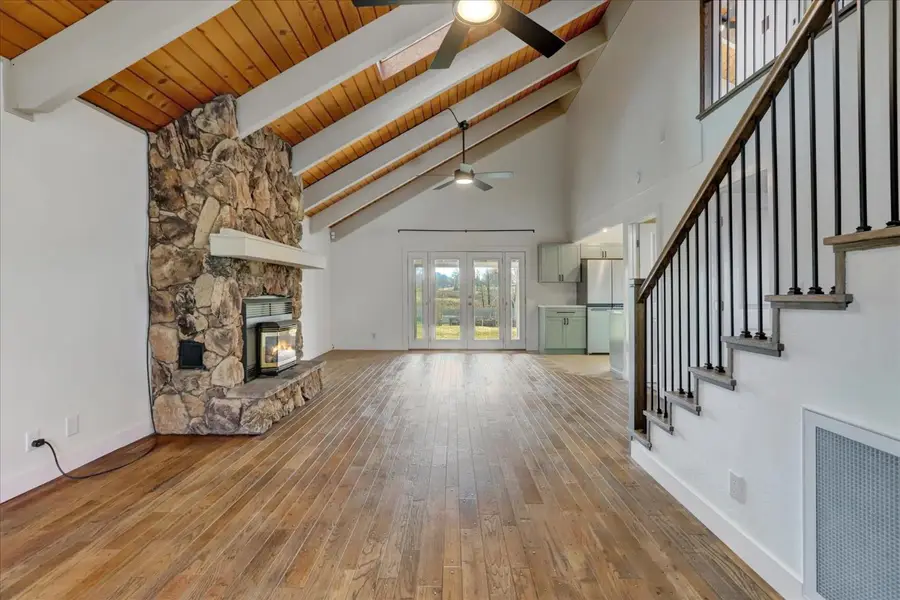 18263 Lake Forest Drive, Penn Valley, CA 95946 - Image #2