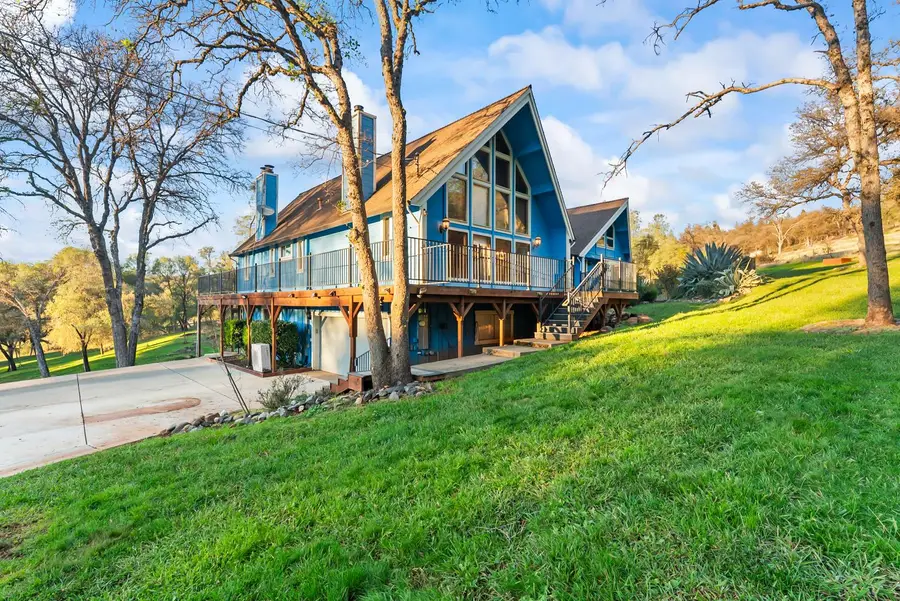 10922 E Lime Kiln Road, Grass Valley, CA 95949 - Image #3