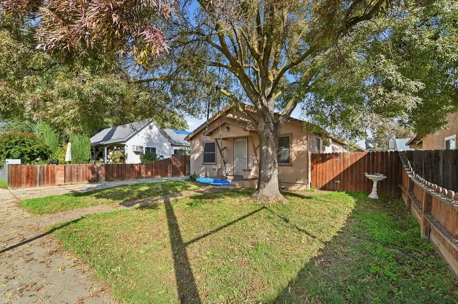 237 Church Avenue, Oakdale, CA 95361 - Image #2