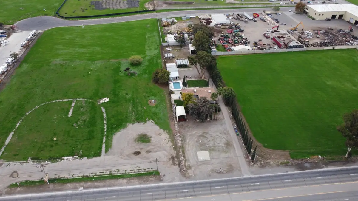 2525 E Pacheco Boulevard, Los Banos, CA 93635 - Image #1