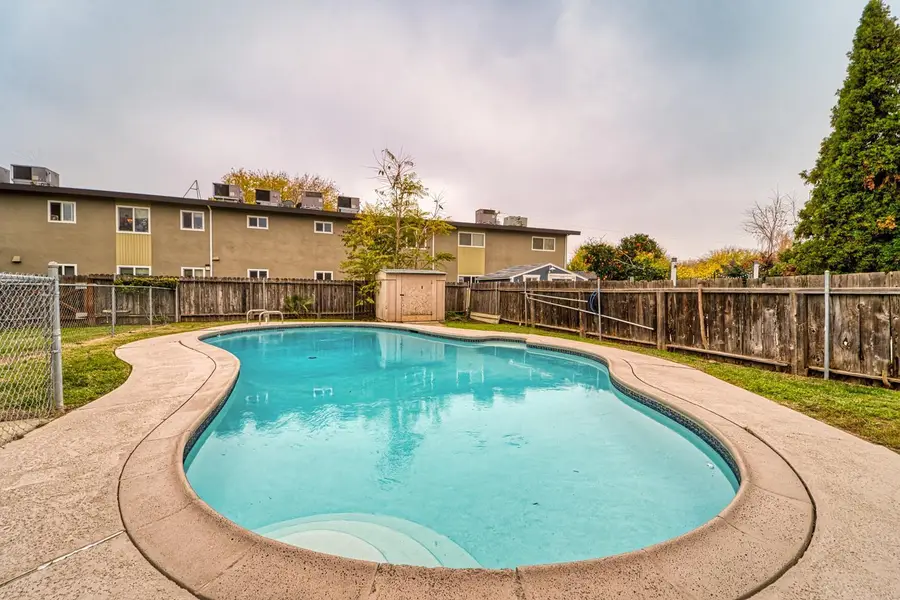 414 Lynn Way, Yuba City, CA 95991 - Image #2