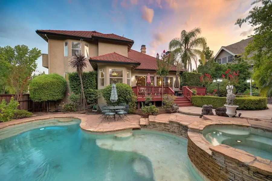 100 Hinkle Court, Folsom, CA 95630 - Image #2