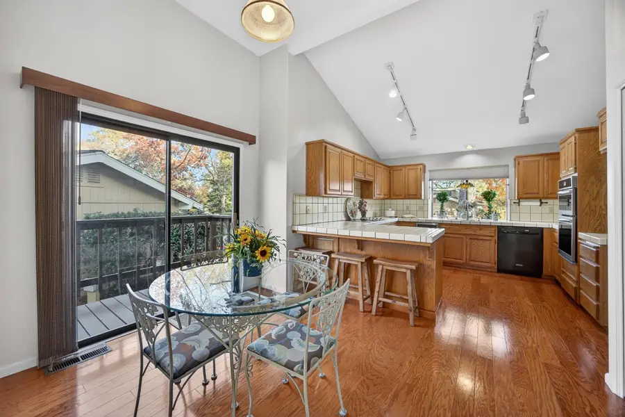 124 Winding Canyon Ln, Folsom, CA 95630 - Image #3