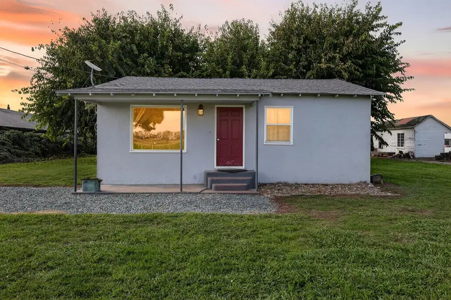 28015 N Blossom Road, Walnut Grove, CA 95690 - Image #2