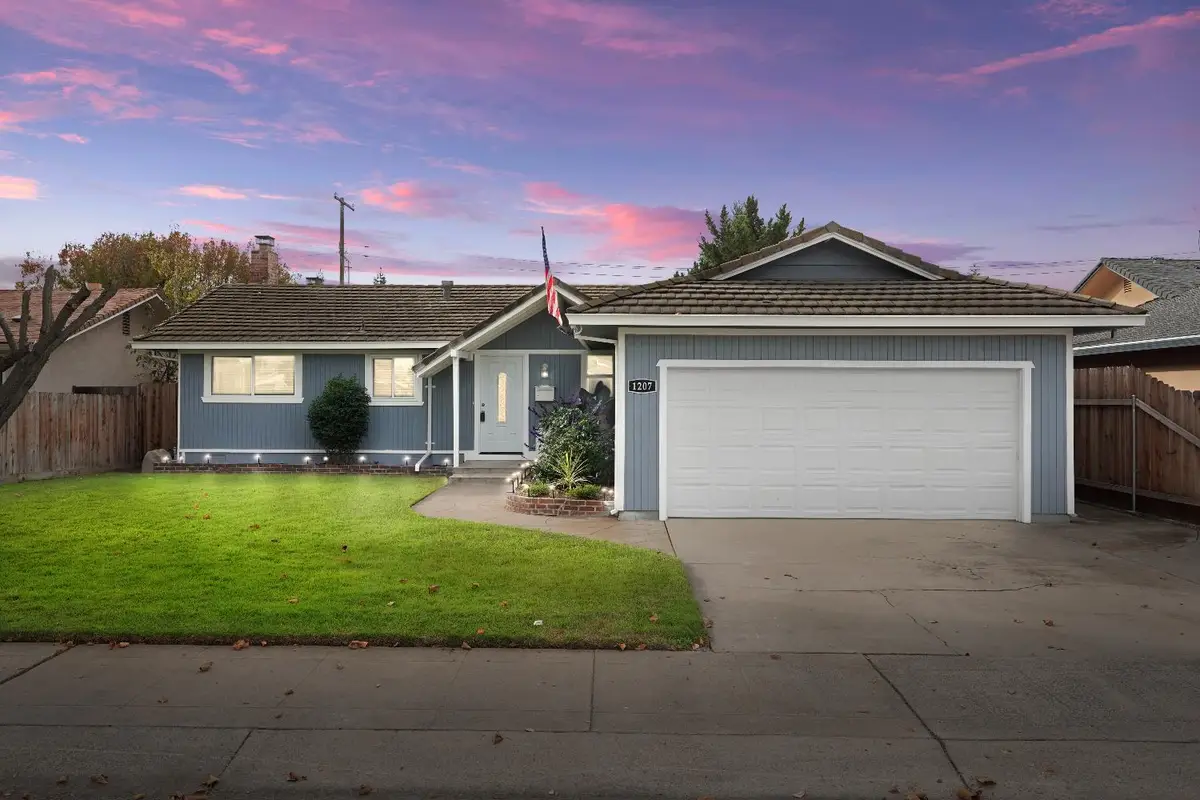 1207 S Crescent Avenue, Lodi, CA 95240 - Image #1