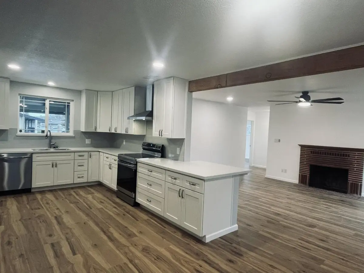 322 W Turner Road, Lodi, CA 95240 - Image #1