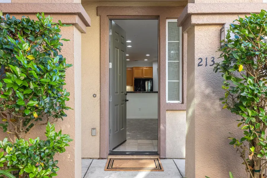 213 Carmel Street, San Pablo, CA 94806 - Image #3