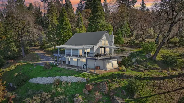 19801 Shirley Lane, Foresthill, CA 95631