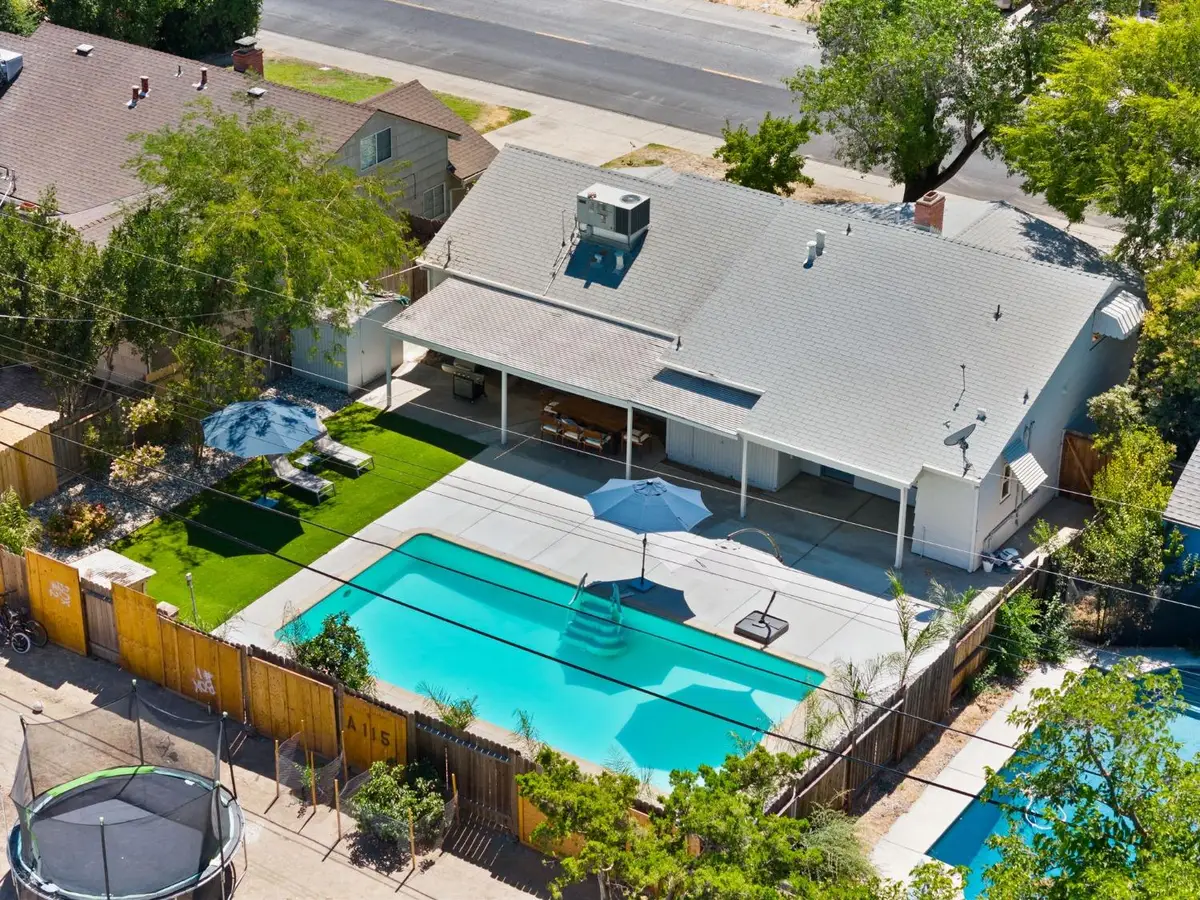 7409 East Parkway, Sacramento, CA 95823 - Image #1