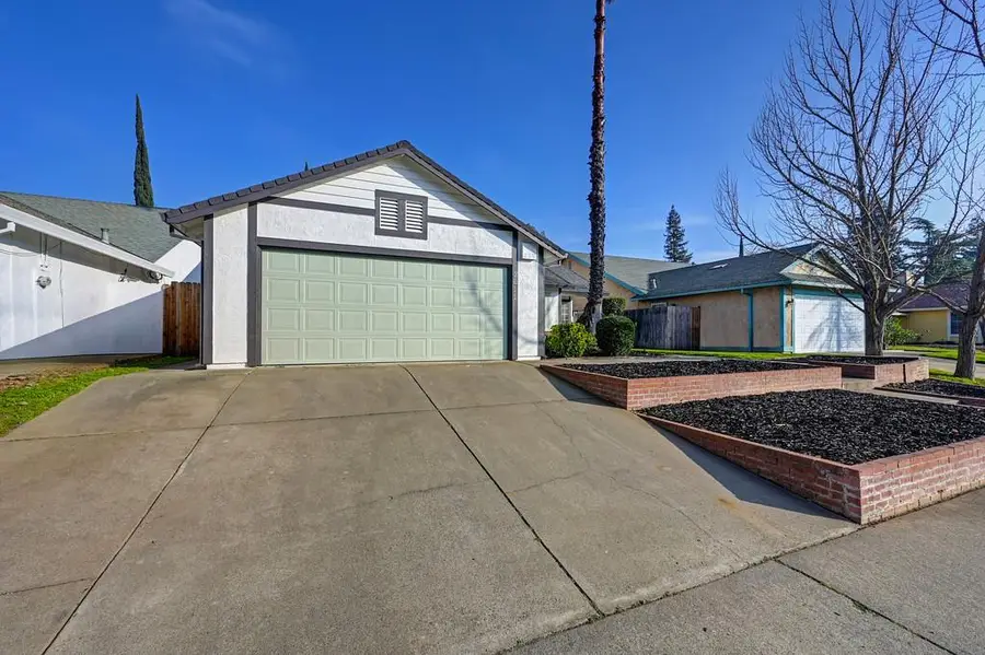 2611 Stoughton Way, Sacramento, CA 95827 - Image #3