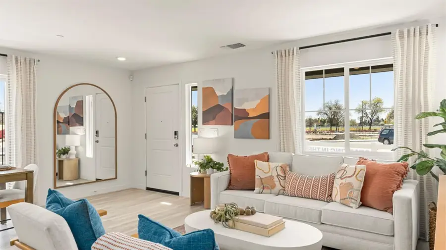 206 Skyline Ridge Loop, Sacramento, CA 95834 - Image #3