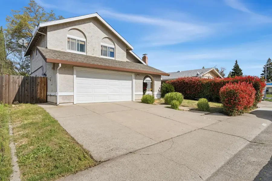 1448 Klamath River Drive, Rancho Cordova, CA 95670 - #2