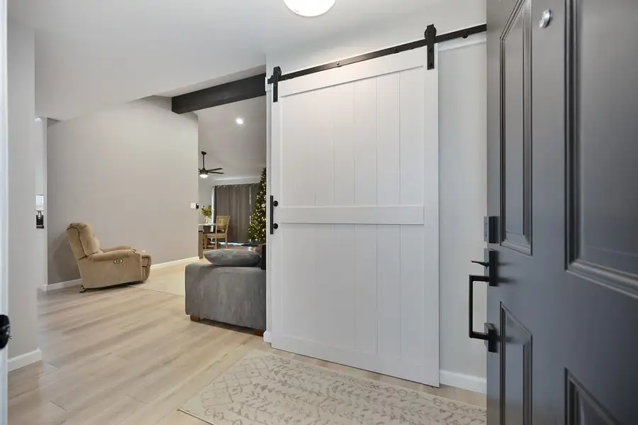 6443 Villa Dr, Sacramento, CA 95842 - Image #3