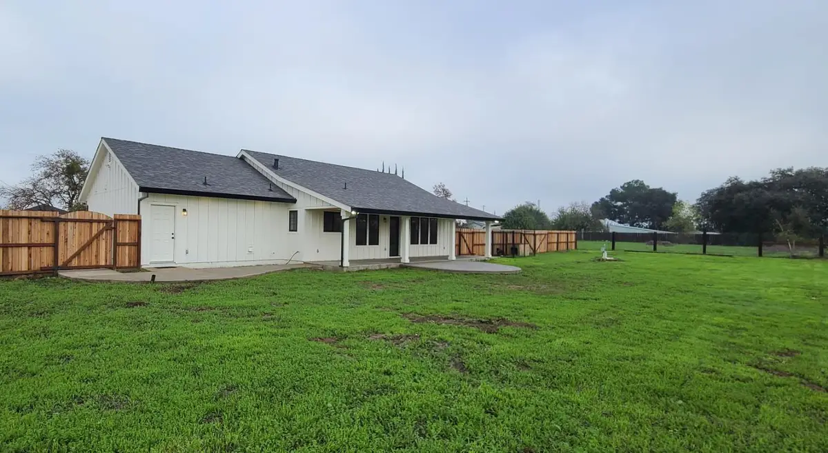 1102 Barry Road, Yuba City, CA 95991 - Image #1
