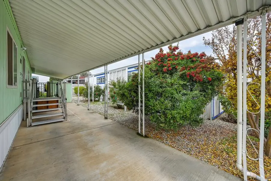 76 Calle Arboleda, Elk Grove, CA 95624 - Image #3