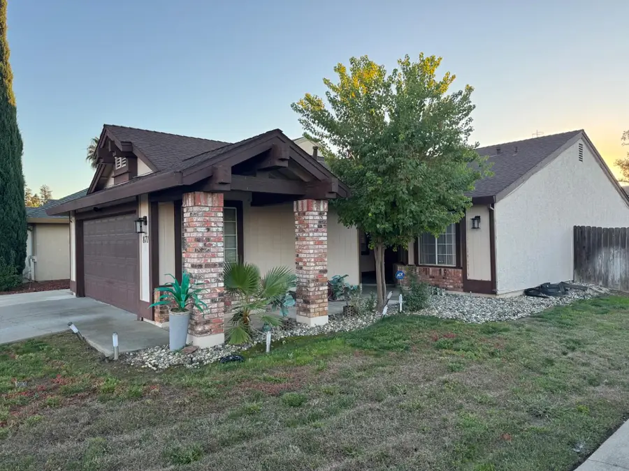 8716 Cord Way, Sacramento, CA 95828 - Image #2