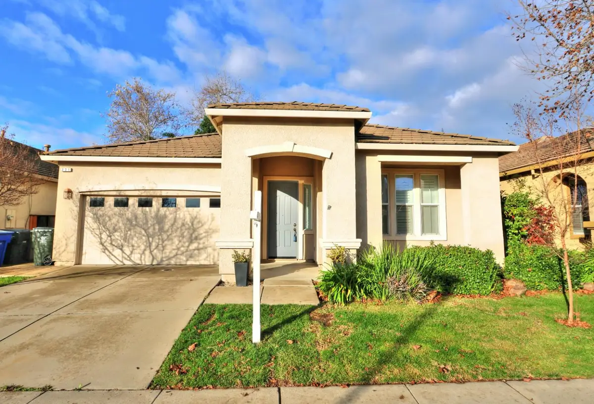 331 Unity Circle, Sacramento, CA 95833 - Image #1