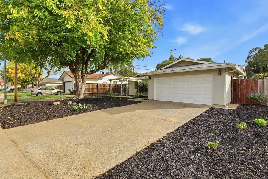 8998 Alderson Avenue, Sacramento, CA 95826 - Image #2