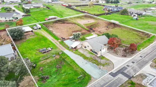 4568 Roadrunner Drive, Ione, CA 95640