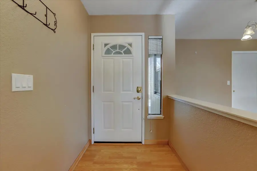 111 Stanford Court, Grass Valley, CA 95945 - Image #3