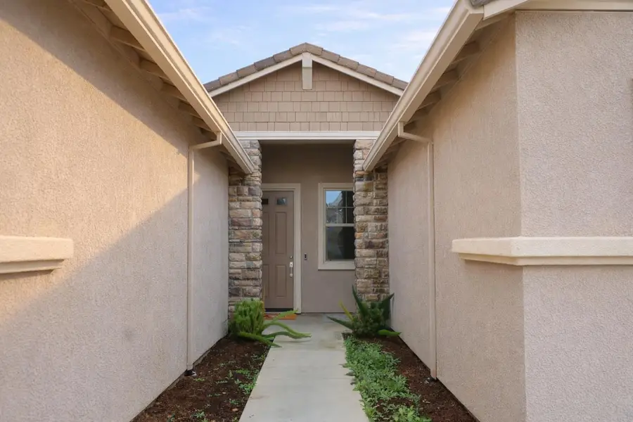 12849 Knightsbrook Avenue, Rancho Cordova, CA 95742 - Image #3