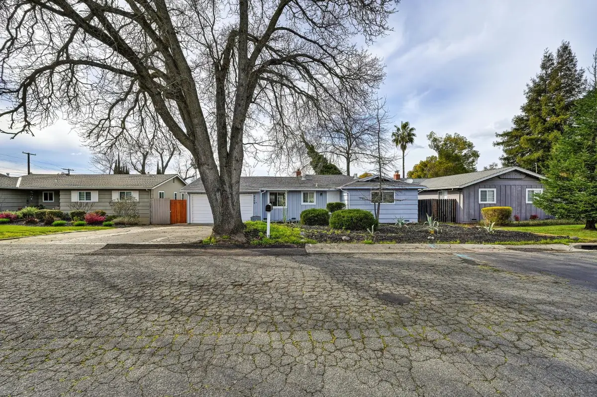 4009 Fairwood Way, Carmichael, CA 95608 - #1