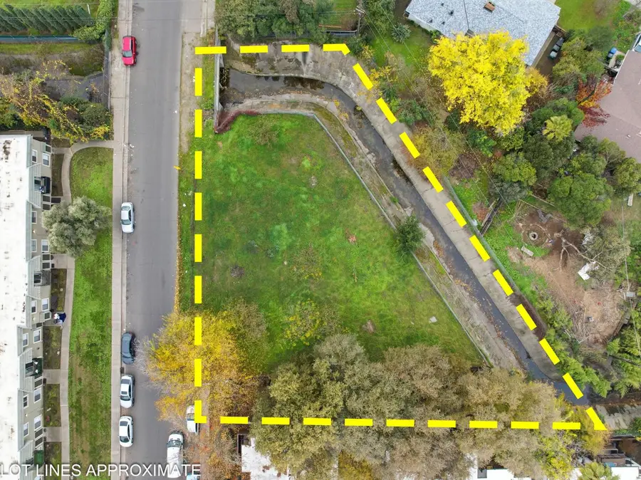 2 Wittkop Way, Sacramento, CA 95825 - Image #2