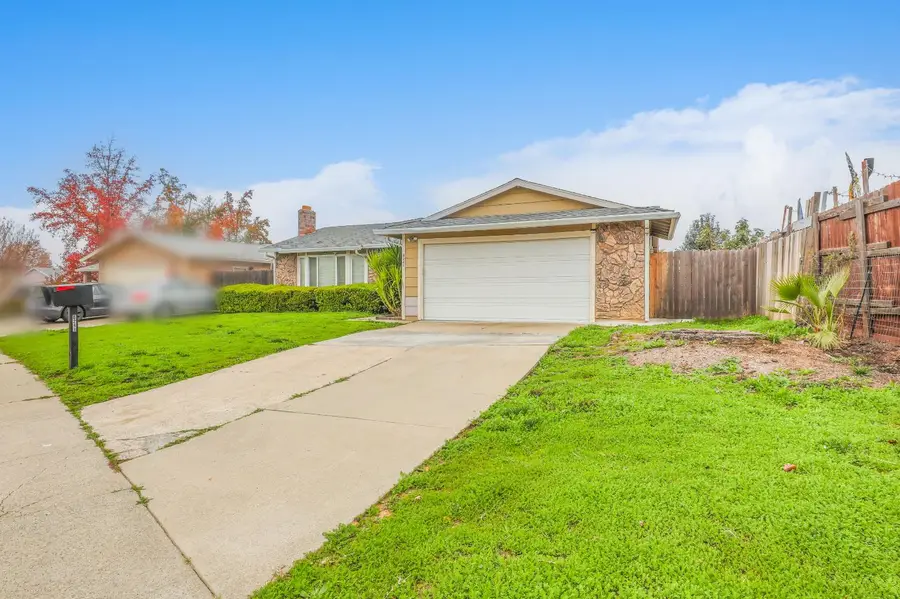 8241 S Country Way, Sacramento, CA 95828 - Image #2