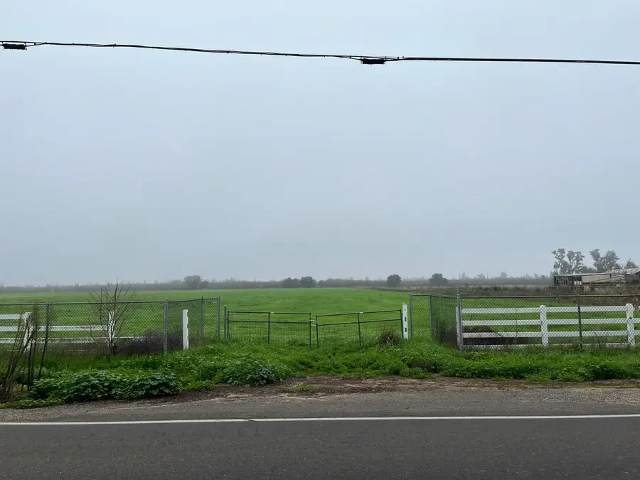 26304 E Mahon Avenue, Escalon, CA 95366 - Image #2