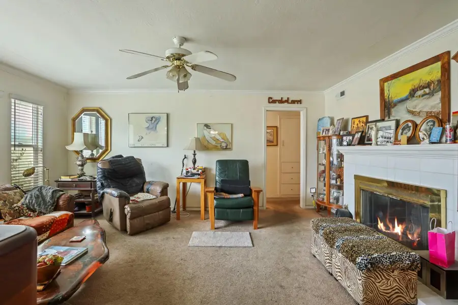 612 S Hutchins Street, Lodi, CA 95240 - Image #2