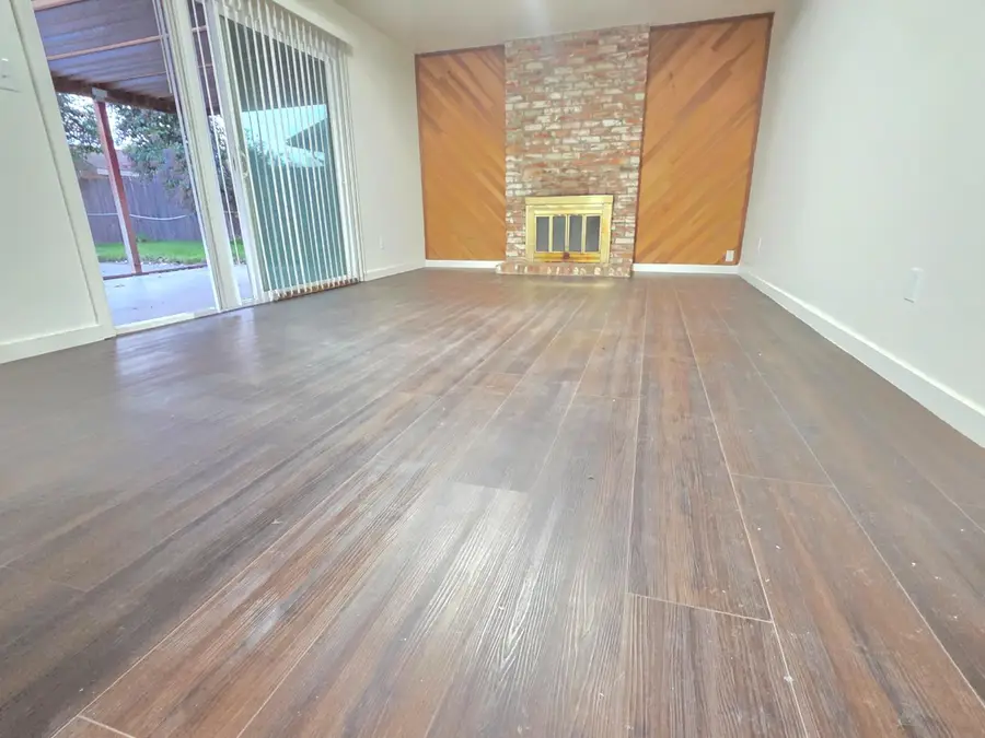 52 Brentford Circle, Sacramento, CA 95823 - Image #2