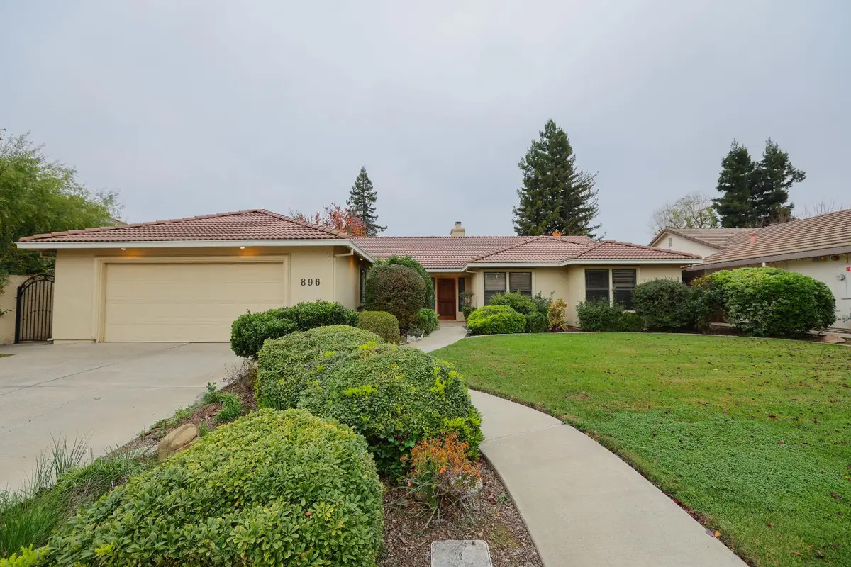 896 Ridgeview Drive, Woodland, CA 95695 - Image #1