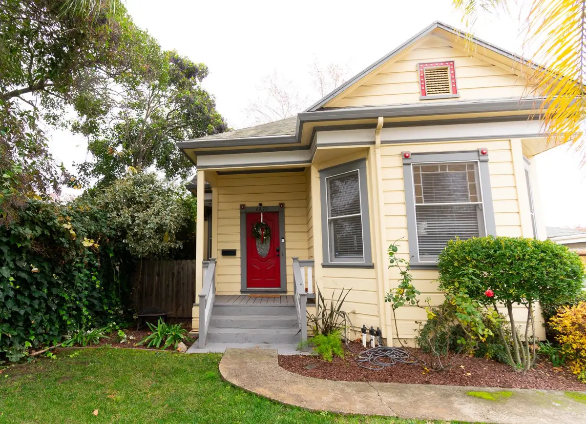 6870 14th Avenue, Sacramento, CA 95820 - Image #1