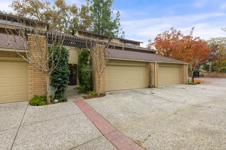 5640 Verner Oak Court #2, Sacramento, CA 95841 - Image #3