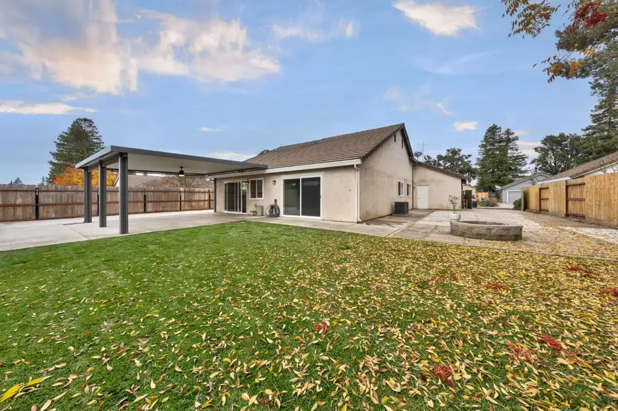 8600 Jade Crest Court, Elk Grove, CA 95624 - Image #3