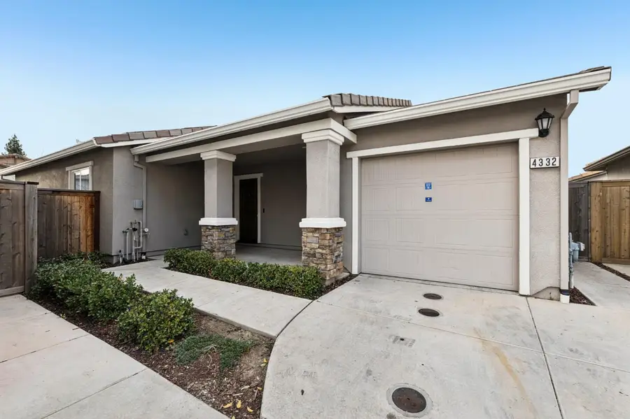 4332 Silver Cedar Lane, Sacramento, CA 95834 - Image #2