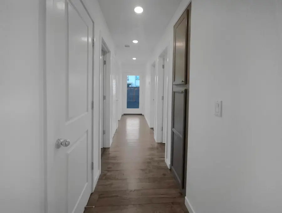 4332 Silver Cedar Lane, Sacramento, CA 95834 - Image #3