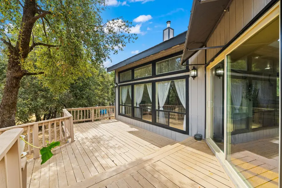 10240 Ponderosa Way, Pine Grove, CA 95665 - Image #2