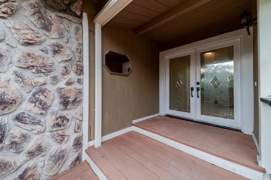 3277 Country Club Dr, Cameron Park, CA 95682 - Image #2