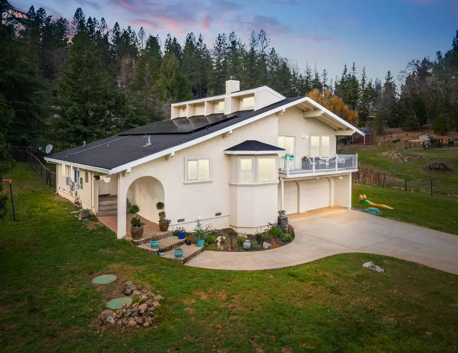 17877 Alexandra Way, Grass Valley, CA 95949 - Image #2
