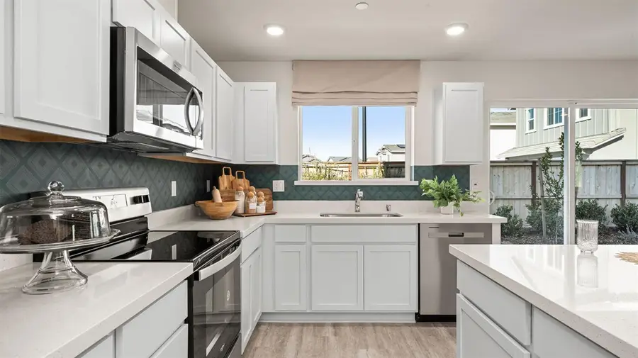 8049 Whippersnapper Way, Roseville, CA 95747 - Image #3