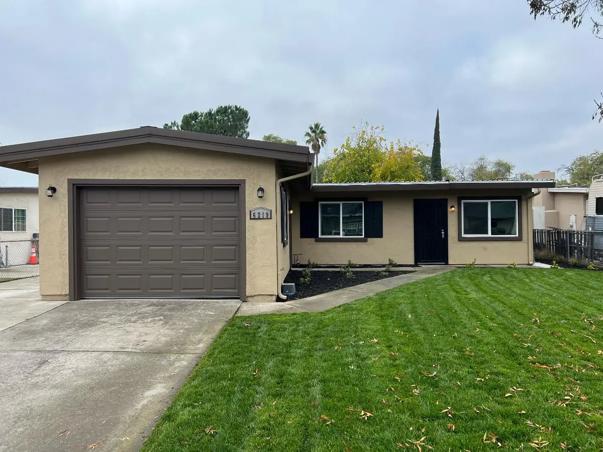 6219 Greenfield Lane, Stockton, CA 95207 - Image #1
