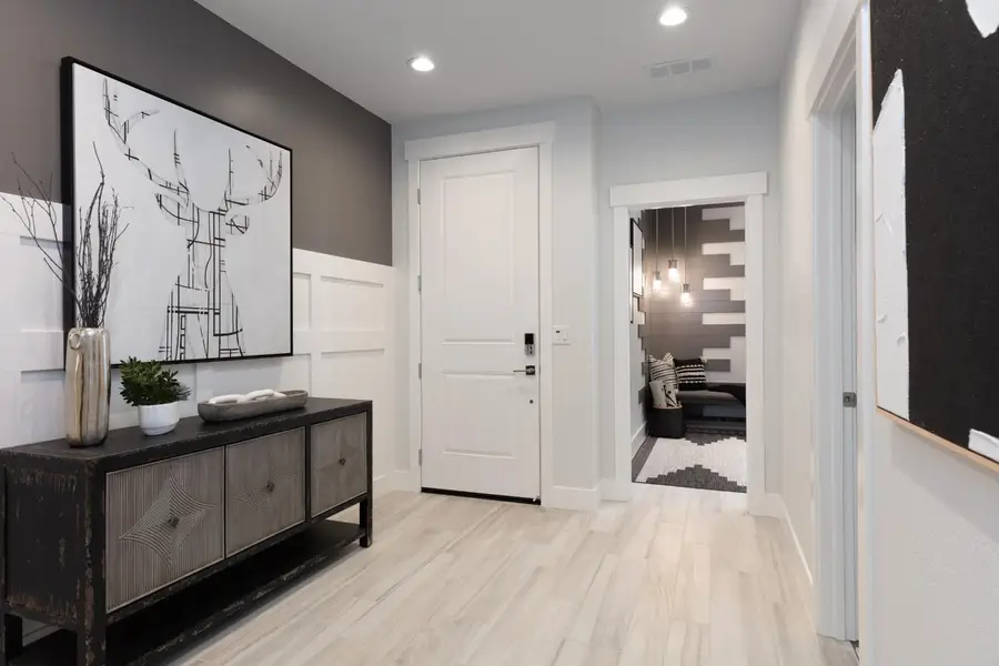 12704 Castaic Lake Way, Rancho Cordova, CA 95742 - Image #2