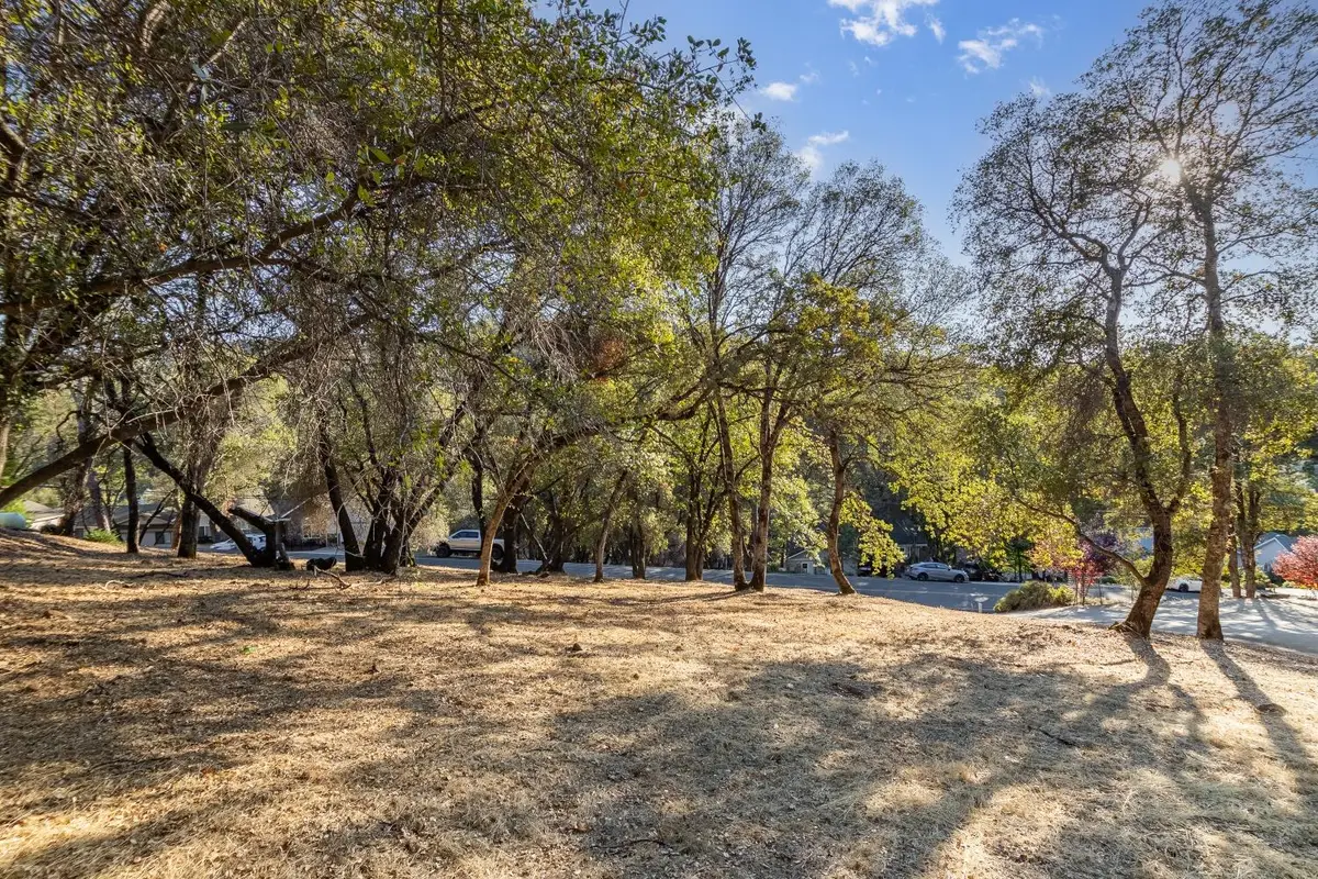 20253 Chaparral Circle, Lake Wildwood, CA 95946 - Image #1