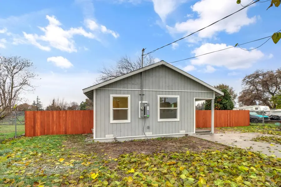 1067 Laurel Avenue, Olivehurst, CA 95961 - Image #3