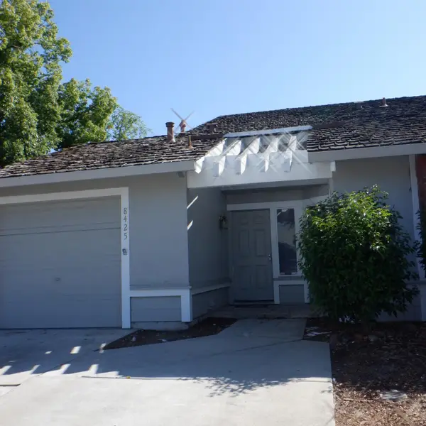 8425 Vintage Park Drive, Sacramento, CA 95828